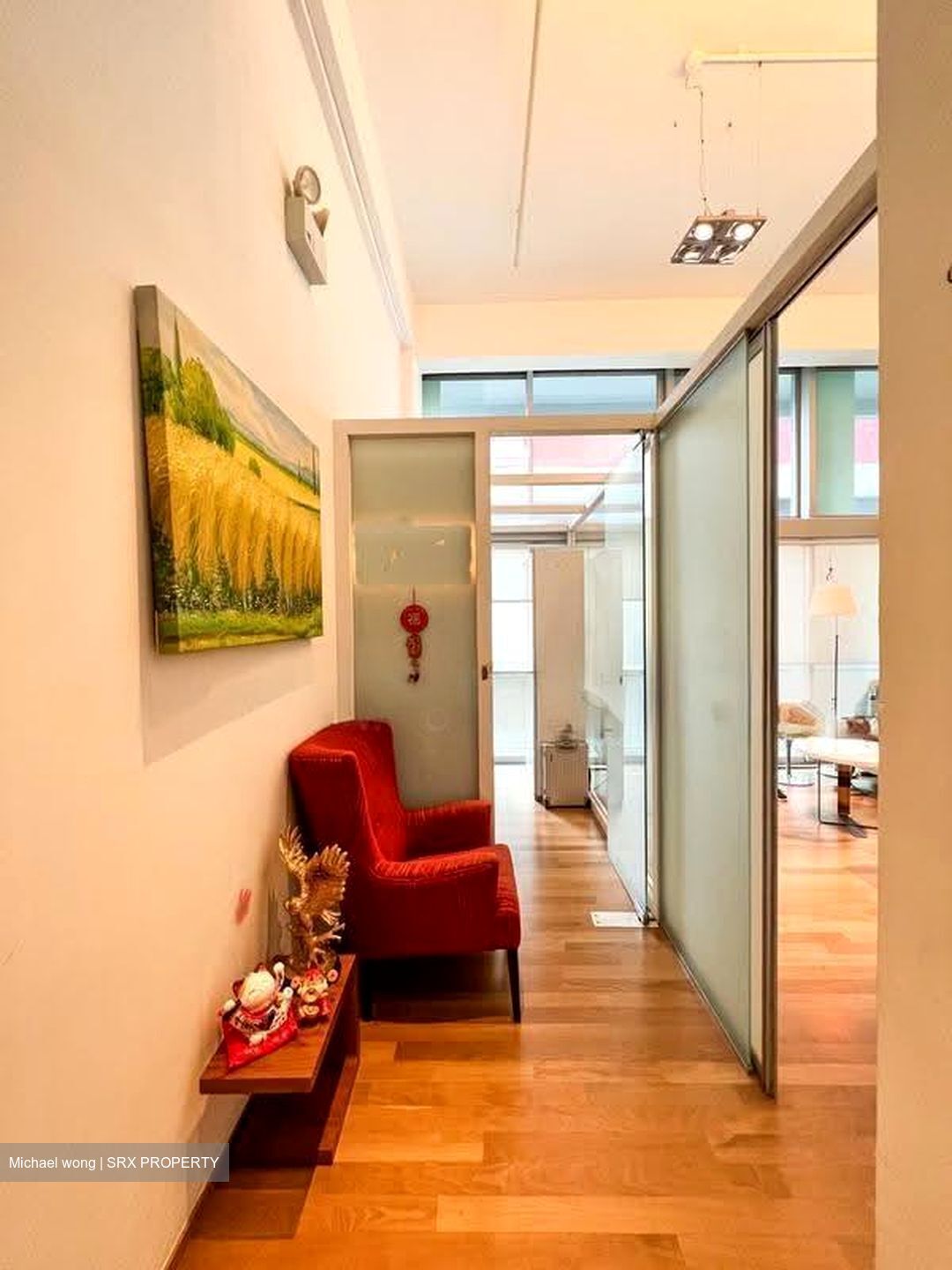 Armenian Street (D6), Office #619347741